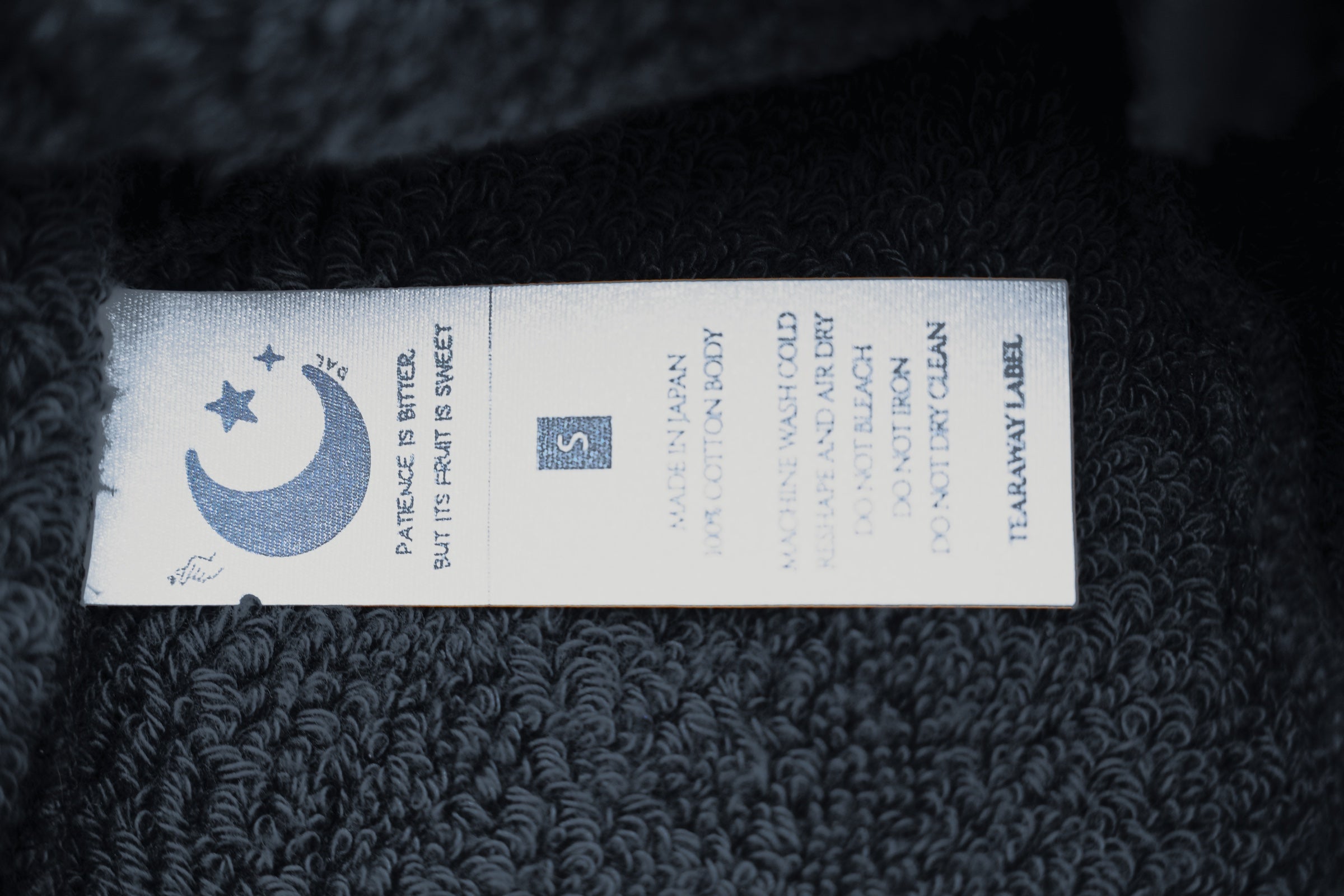 Interior care label of the Sweat Hat